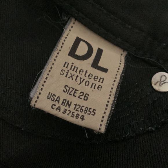 DL 1961 Emma Jeans - Picture 5 of 7